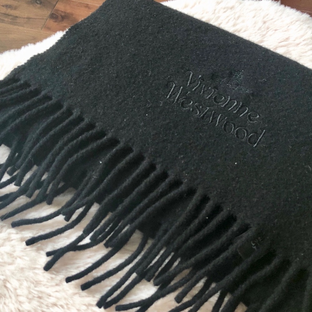 Vivienne Westwood Scarf - Picture 2 of 5